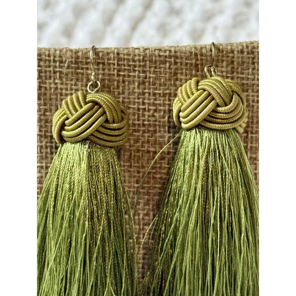 VINTAGE KNOT EARRINGS WITH GREEN TASSELS THREAD 4.75